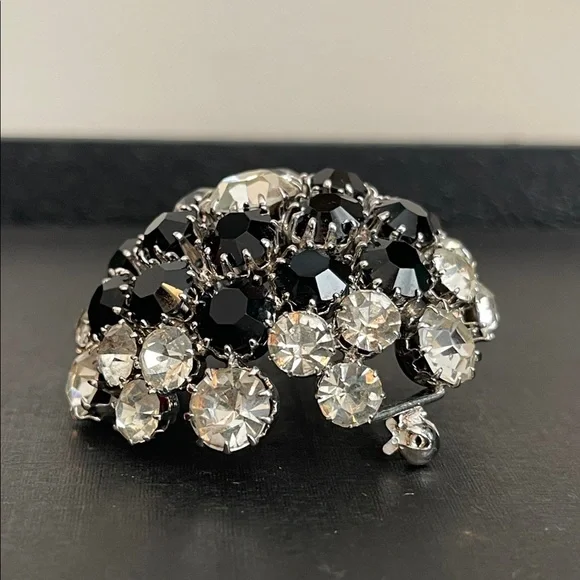 Vintage Austria Black & Crystal High Domed Rhinestone Brooch - Picture 5 of 8